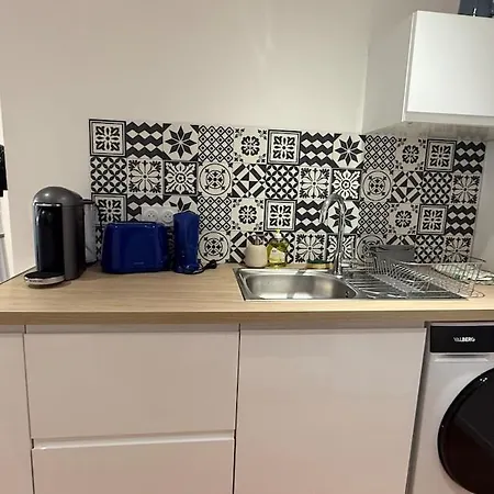 아파트 Les Templiers - Downtown And Private Garage 히에레