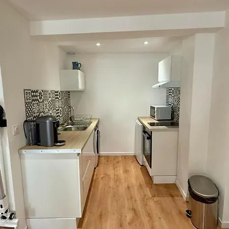 Les Templiers - Downtown And Private Garage * 히에레