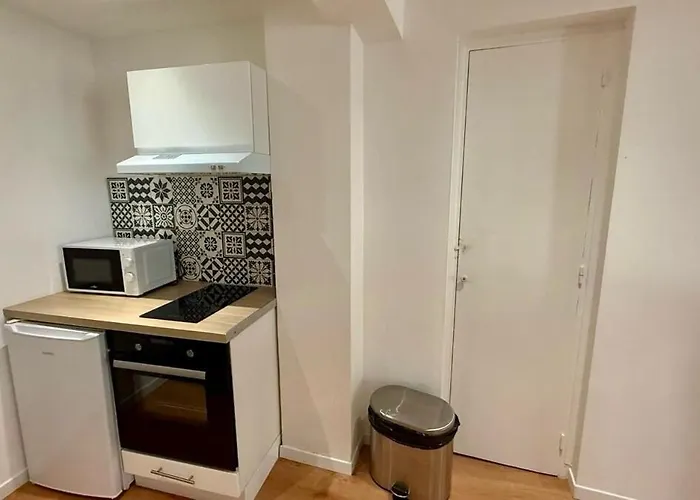 Les Templiers - Downtown And Private Garage *